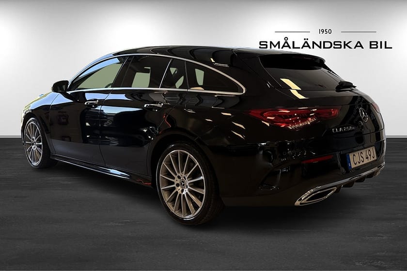Bild 5 av Mercedes-Benz CLA 250 e Shooting Brake 8G-DCT AMG Line Panorama