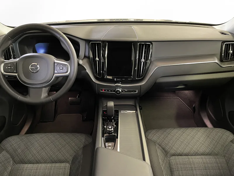 Bild 15 av 17 – Volvo XC60 T6 Core Special Edition