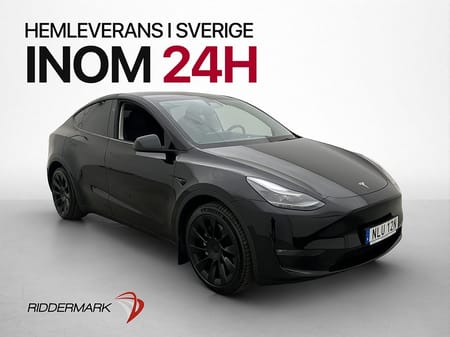 Tesla Model Y Long Range AWD Svensksåld MOMS Drag Panorama