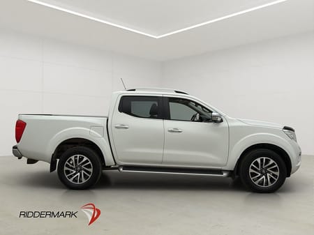 Nissan Navara Dubbelhytt Tekna 2.3 4WD Värm Drag Lastsläde Skinn Moms