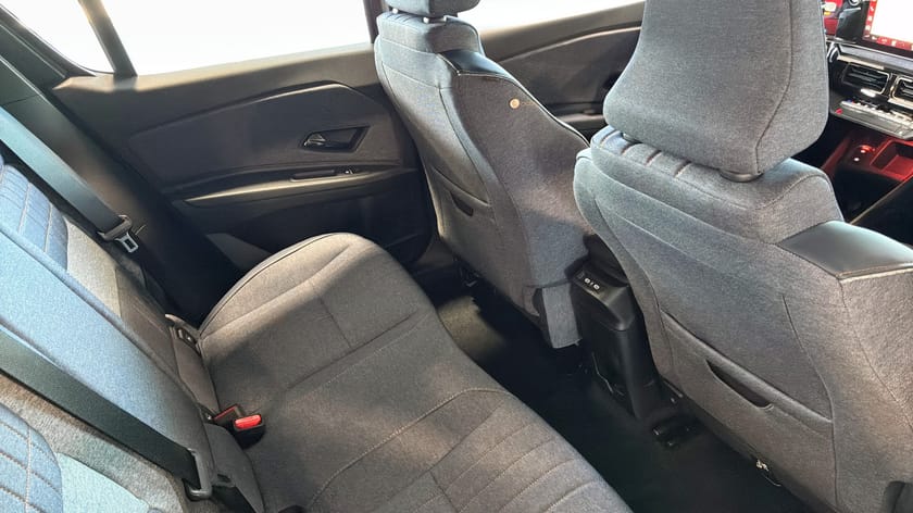 Bild 5 av Renault 4 E-Tech Techno 3.890kr/mån