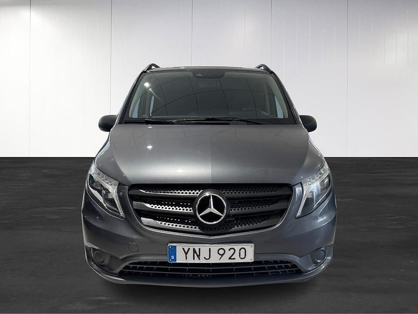 Bild 2 av Mercedes-Benz Vito Mixto 119 BlueTEC 4MATIC 3.0t CDI