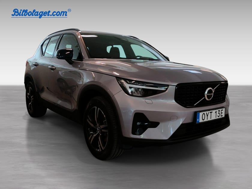 Bild 2 av Volvo XC40 B4 FWD Bensin Plus Dark