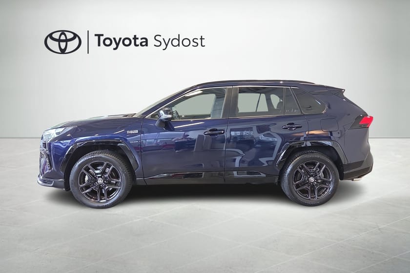 Bild 4 av Toyota RAV4 Plug-in Hybrid GR Sport 360 Kamera, HUD, Mocka Skin, P sensor fram och bak, Dödavnikelvarnare, Adaptiv farthållare mm
