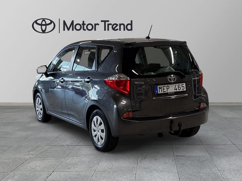 Bild 2 av Toyota Verso-S 1.33 Manuell Drag Vinterhjul