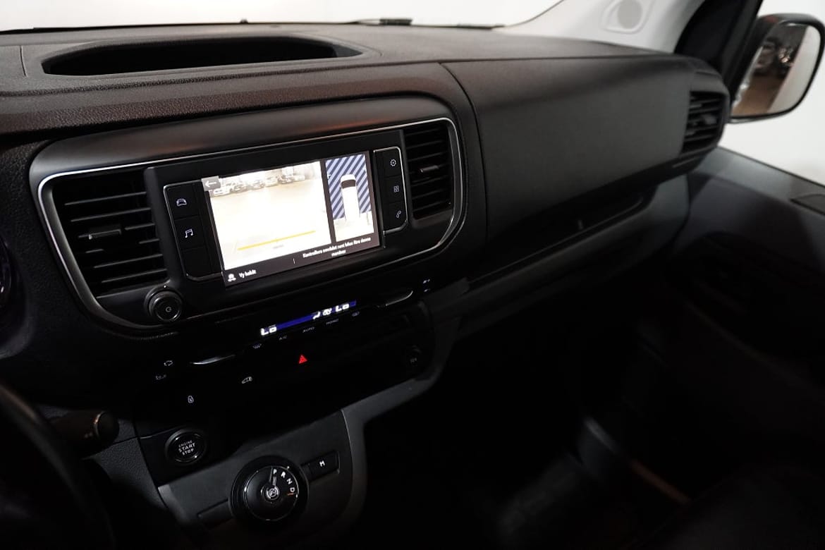 Opel Vivaro Skåpbil IP, bild 8 av 14