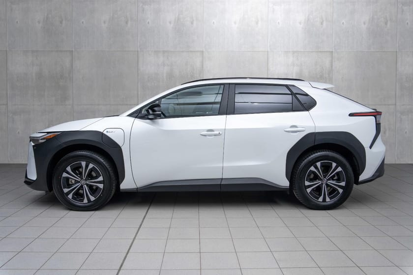 Bilde 3 av Toyota bZ4X AWD Active Tech