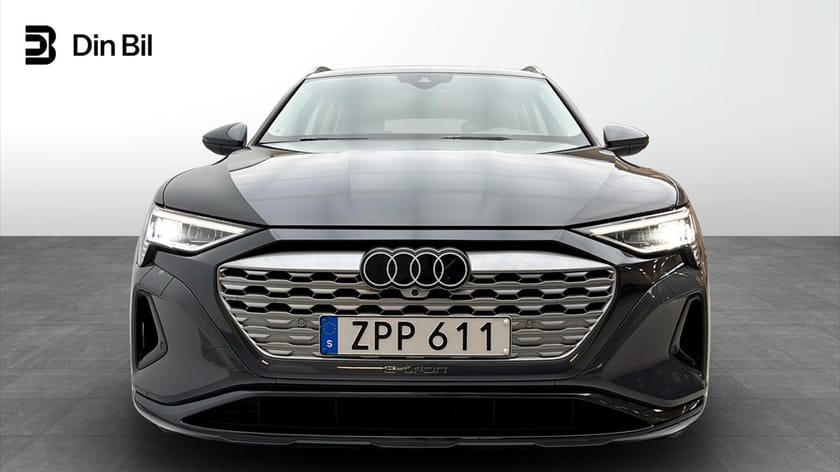 Bild 4 av Audi Q8 50 e-tron quattro 340HK Backkamera Elstolar Läder
