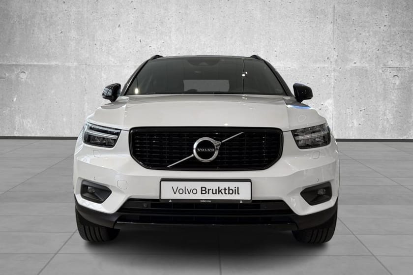 Bilde 2 av Volvo XC40 T5 262Hk FWD R-Design, H.Feste, App med timer, Kamera