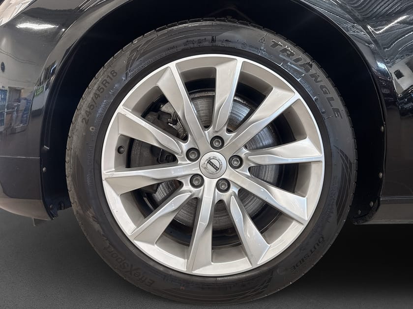 Bild 5 av Volvo V90 B4 AWD Diesel Momentum Advanced SE