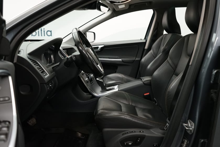 Bild 4 av Volvo XC60 D4 AWD Classic Summum, Taklucka, Dragkrok