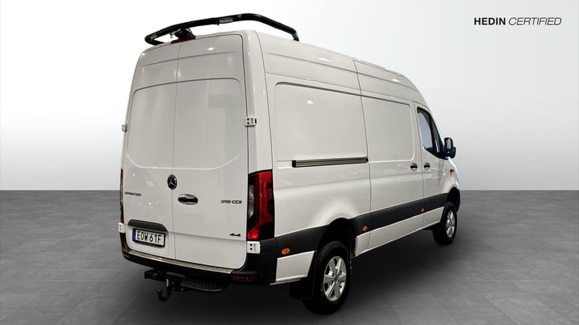 Bild 2 av Mercedes-Benz Sprinter 319 CDI 4x4 Panel Van SKÅP A2