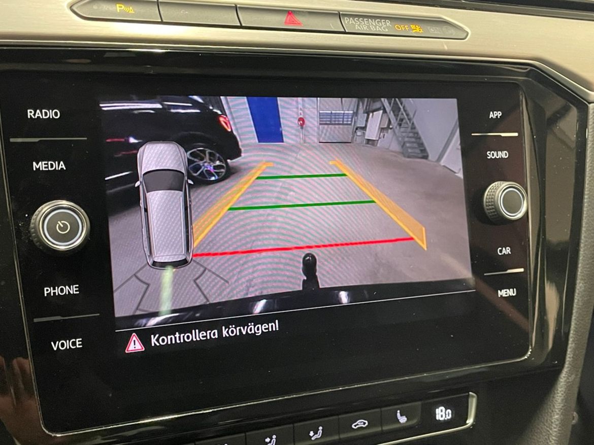 Volkswagen Passat 2019 - miniatyr 23