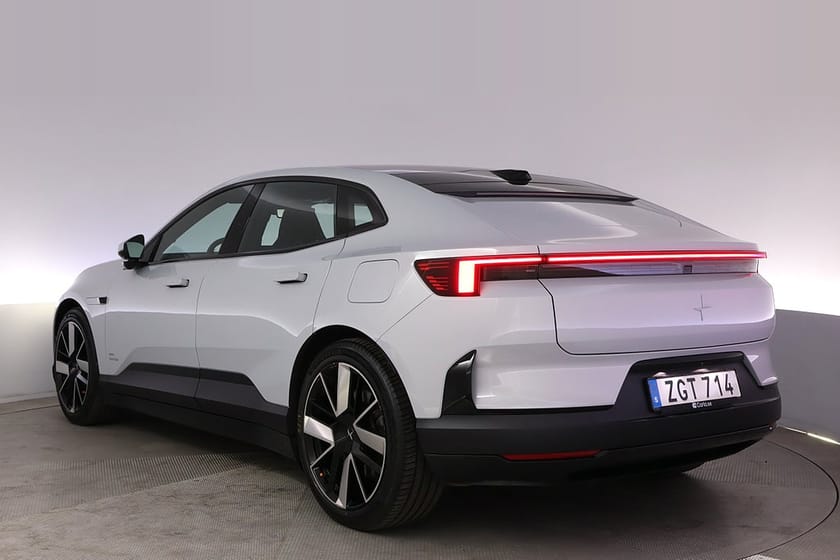 Bild 4 av Polestar 4 Long Range Single Motor Plus Pilot 21'' Pano