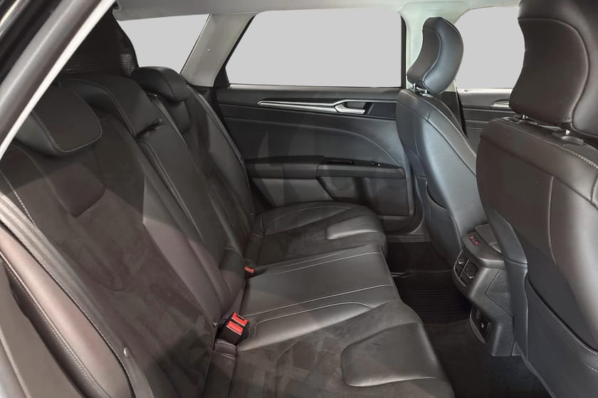 Bild 5 av Ford Mondeo Kombi 2.0 EcoBlue 190hk AWD Business Kamera Drag