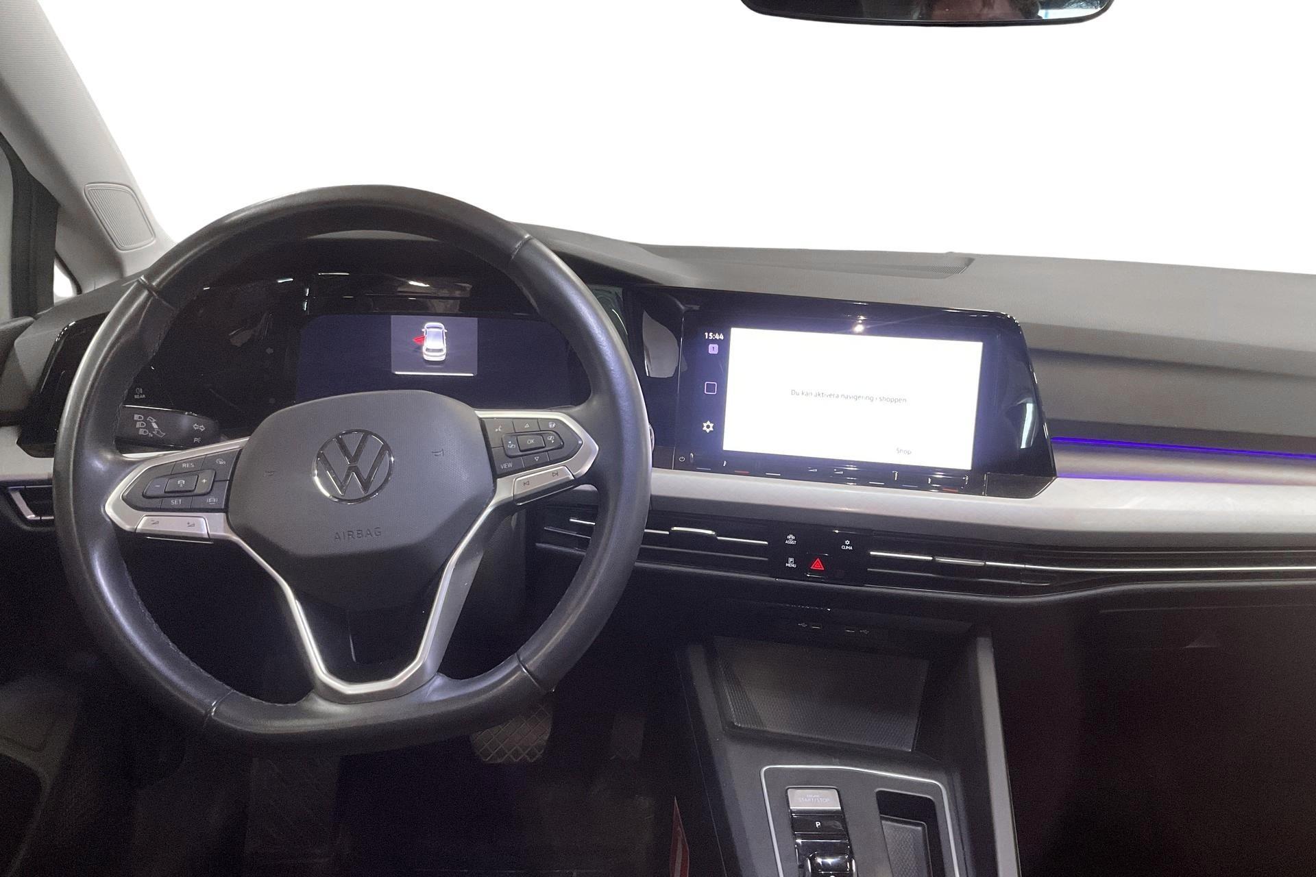 Volkswagen Golf 1.5 TGI 2023, bild 7/10
