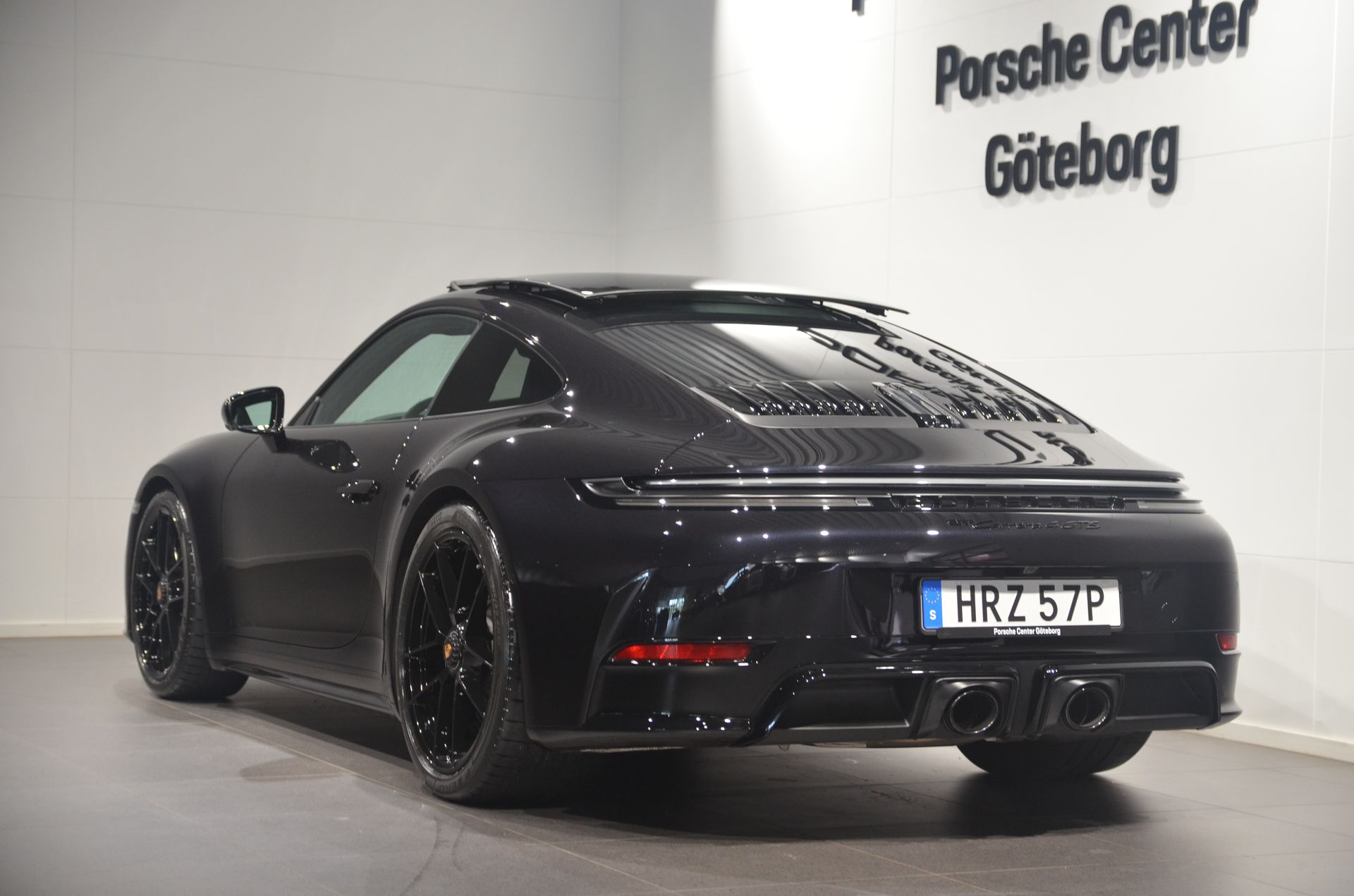Porsche 911 Carrera 4 GTS 2026, bild 6/10