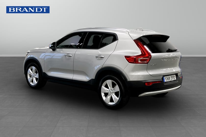 Bild 2 av Volvo XC40 B4 FWD Bensin Core SE II