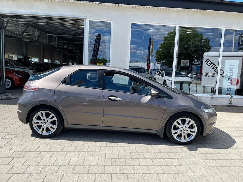 Bild 4 av Honda Civic 5-dörrar 1.8 i-VTEC Sport 140 hk