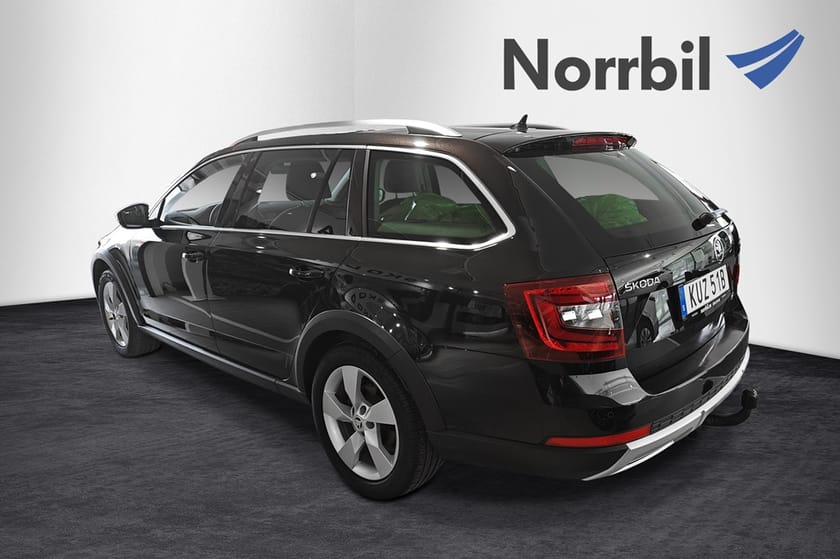 Bild 3 av Škoda Octavia Scout Combi 2,0 TDI 184 DSG 4X4