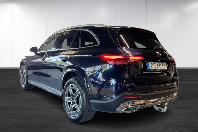 Bild 5 av Mercedes-Benz GLC 300 e 4MATIC Amg Line Advanced Plus/Luftfjärdring/Dragkrok/V-Hjul