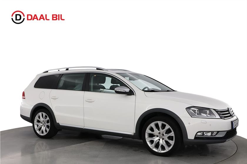 Bild 4 av Volkswagen Passat Alltrack 2.0 TDI 4M 177HK PREMIUM B-KAM NAVI PANO BI-XENON