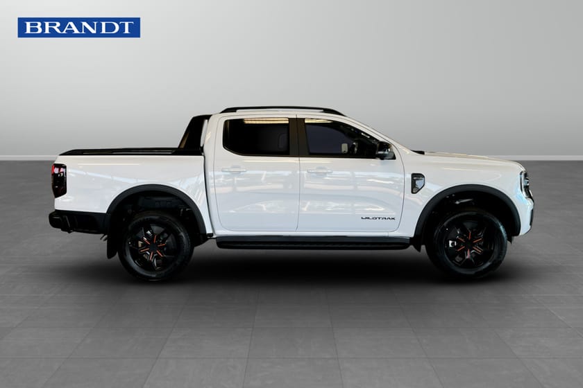 Bild 3 av Ford Ranger PHEV Double Cab Wildtrak 2.3T 280 hk 10AT-Leverans klar