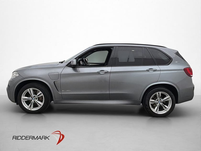 Bild 2 av BMW X5 xDrive40e 313hk M-Sport Dragkrok Skinn 360° Navi