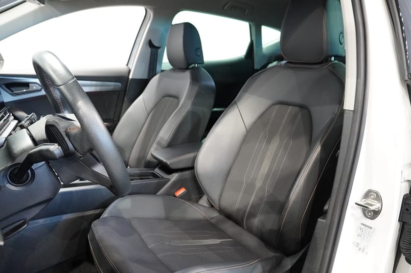Bild 4 av CUPRA Formentor 1.5 TSI - Drag, Kamera, Elbaklucka MM!