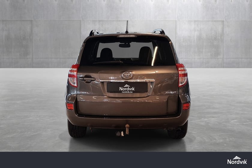 Bilde 4 av Toyota RAV4 4WD/Navigasjon/Vanguard Executive