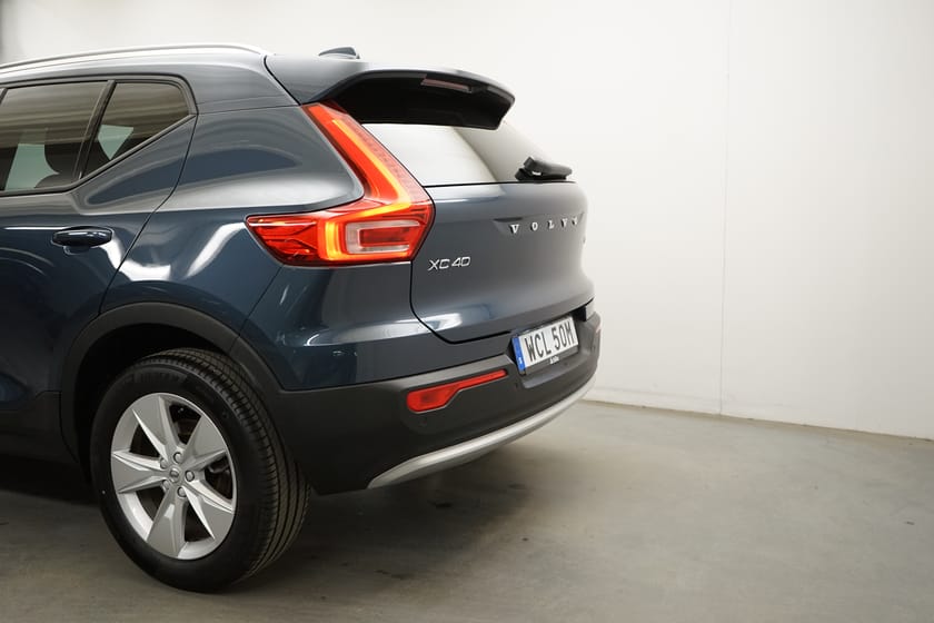 Bild 3 av Volvo XC40 B3 FWD Bensin Core, Navigation, Baklucka elmanövrerad