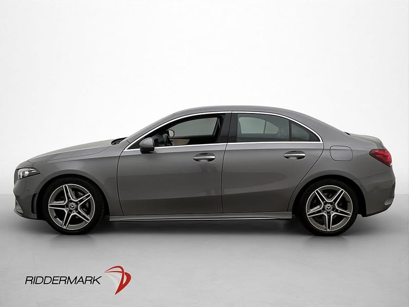 Bild 5 av Mercedes-Benz A 200 Sedan A200 AMG Widescreen Burmester Kamera