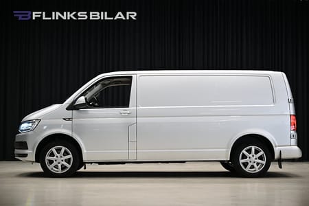 Volkswagen Transporter 4Motion DSG 150HK L2 Nedlackad|GPS|Inredd|Dubbelglv