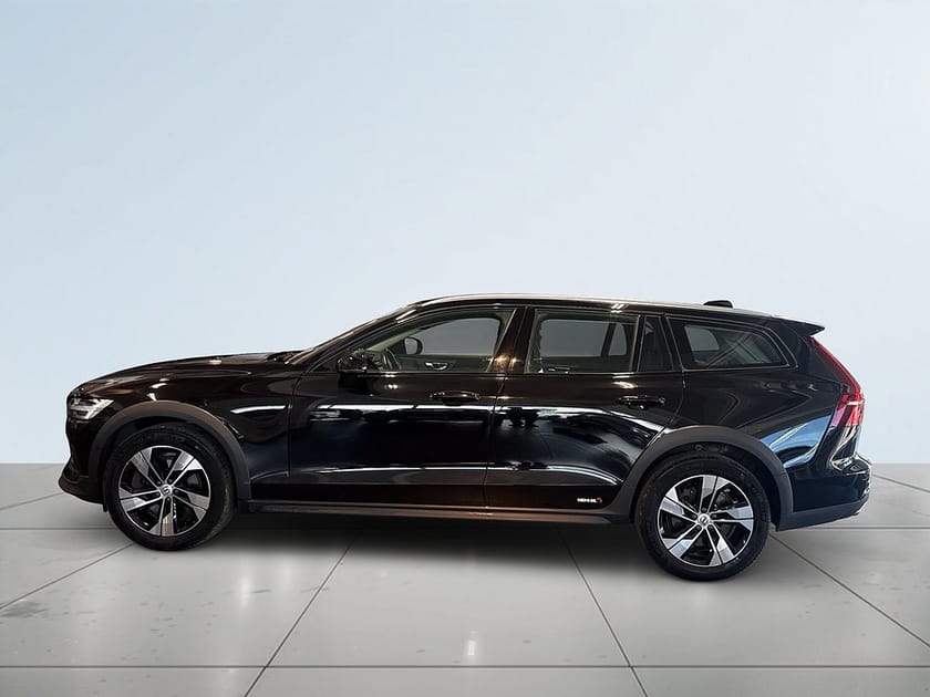 Bild 4 av Volvo V60 Cross Country B4 AWD Advanced MoK/Värmare/H&K/Drag/Kamera