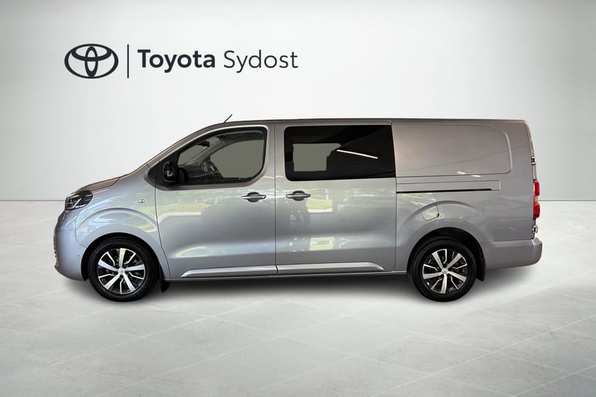 Bild 4 av Toyota Proace Crew Van L2 LONG DUBBELHYTT 5-SITS 2,0D 145 HK AUTO PROFESSIONAL 2 DÖRRAR