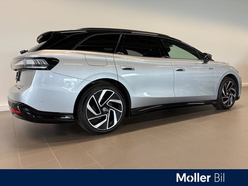 Bilde 3 av Volkswagen ID.7 91 kWh 4Motion Stasjonsvogn GTX 86 Exclusive