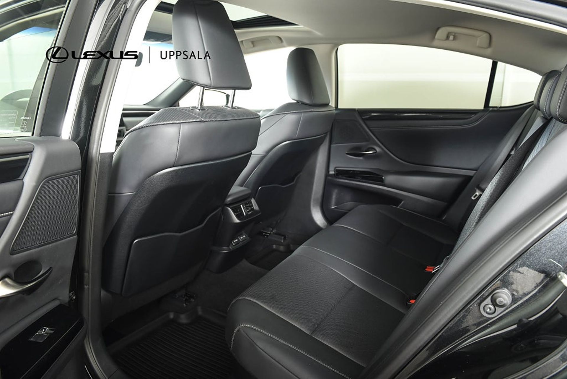 Lexus ES 300h 2.5 Limited Edition 2024, bild 7/10