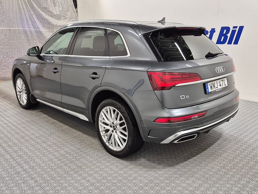 Bild 3 av Audi Q5 40 TDI quattro S-Line 204HK 4x4 Evolution Panorama