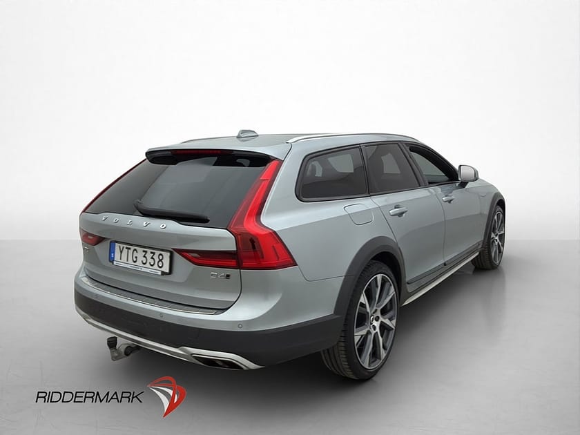 Bild 5 av Volvo V90 Cross Country D4 AWD Pro B&W Pano Skinn Drag