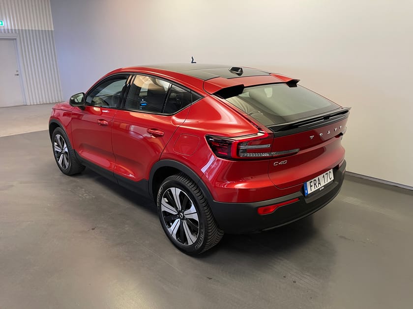 Bild 4 av Volvo C40 Recharge Single Motor Core / Panoramaglastak / Navigation / Backkamera /
