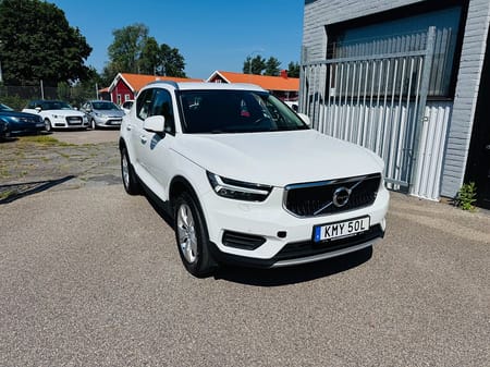 Volvo XC40 T3 163HK GEARTRONIC / NAVI / VÄRMARE / DRAG