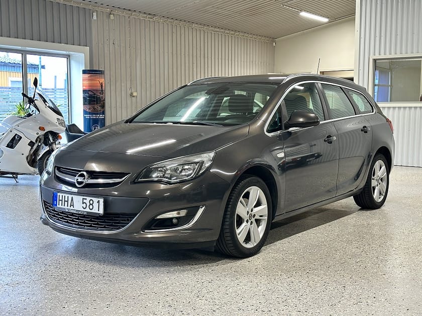 Bild 3 av Opel Astra Sports Tourer 1.6 Sport Euro 5 Nyservad Kamrem Bytt