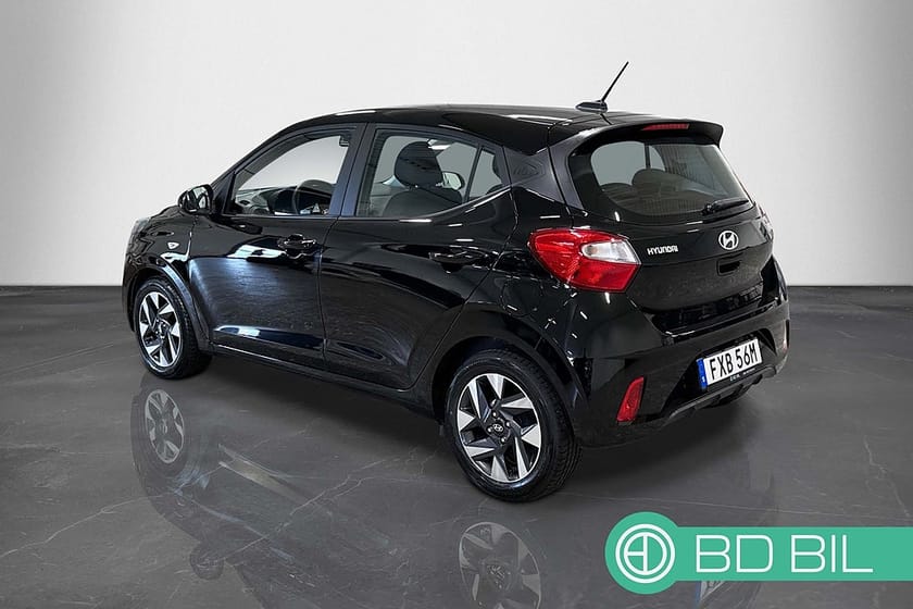 Bild 2 av Hyundai i10 1.0 blue FACELIFT COCKPIT EN BRUKARE APPLE CARPLAY