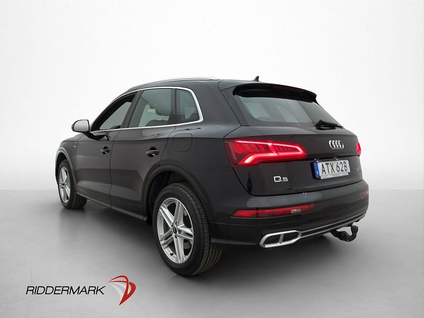 Bild 5 av Audi Q5 55 TFSI e quattro Q S-Line Cockpit P-Sensorer Havlskinn Drag