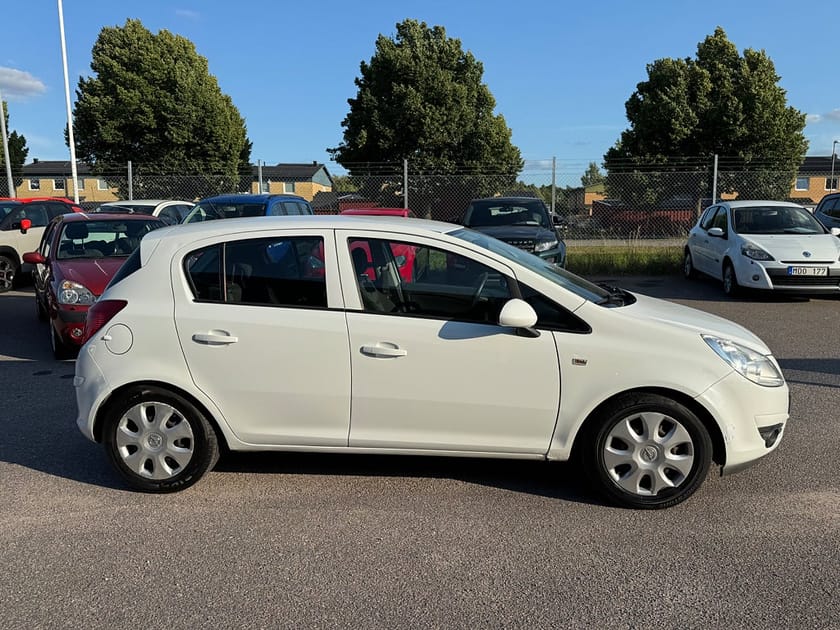 Bild 5 av Opel Corsa 1.2 85hk ecoFLEX Easytronic Enjoy|NYSERV|SoV|