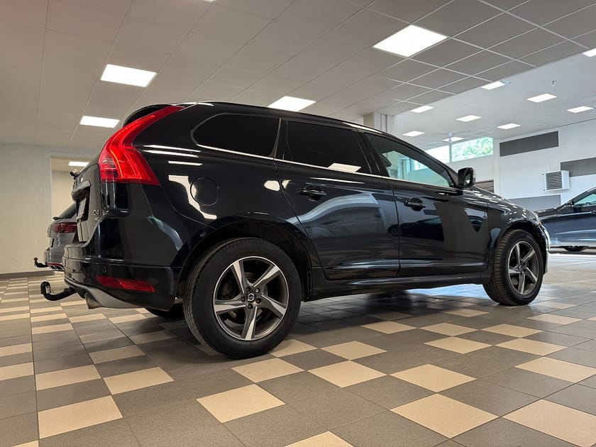 Bild 5 av Volvo XC60 D4 AWD Geartronic R-Design Business Värmare 181 Hk Drag
