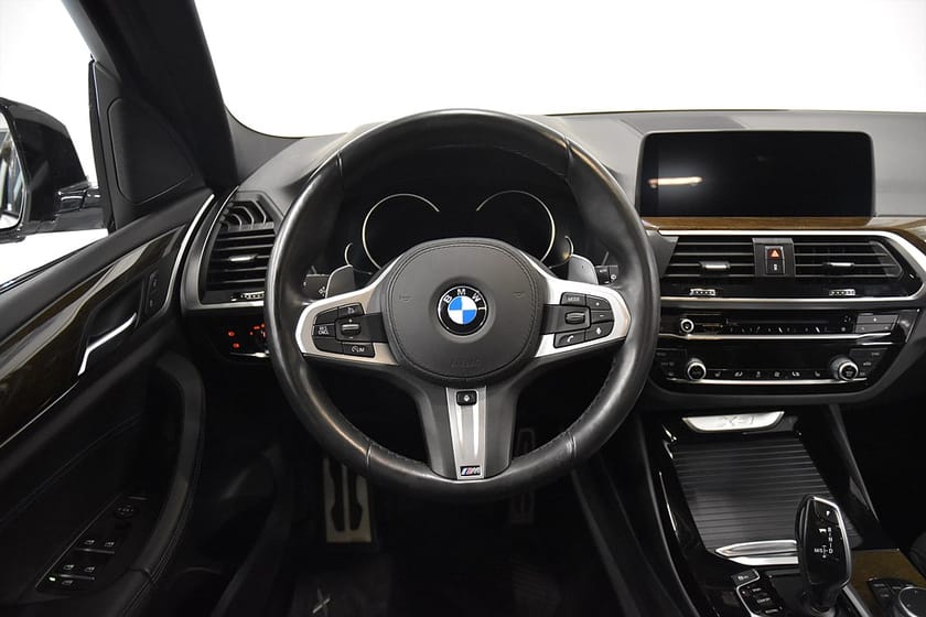 Bild 2 av BMW X3 xDrive20d M Sport Hifi P-värm Navi Rattv Dragkrok