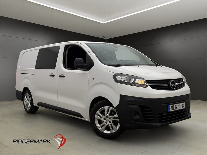Bild 3 av Opel Vivaro-e Crew Van CrewVan L3 6-Sits PDC Farthållare CARPLAY Moms