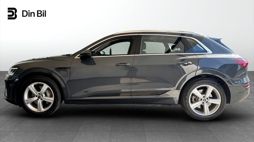 Bild 2 av Audi Q8 50 e-tron quattro Drag/Backkamera