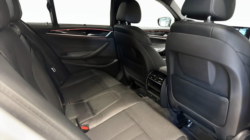 Bild 5 av BMW 520d xDrive Sedan Sportline Drag Navigation